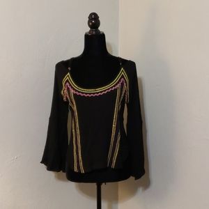 Poof! Blouse cold shoulder black with embroidery